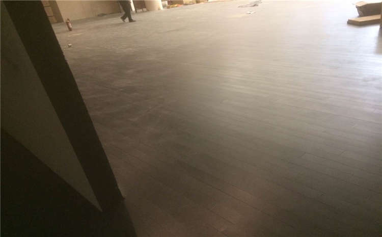 上海專業(yè)運(yùn)動(dòng)木地板材料廠家