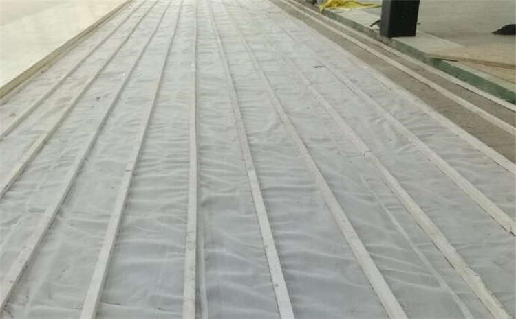 實木運動地板楓木怎么保養？