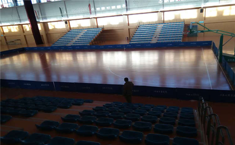 橡膠木風雨操場木地板打磨翻新