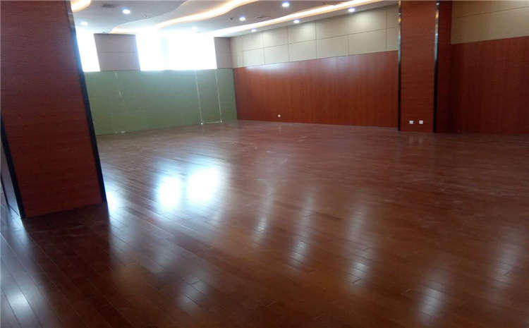 松木運動木地板翻新步驟有哪些