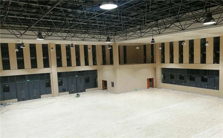 24厚體育館木地板施工技術(shù)方案