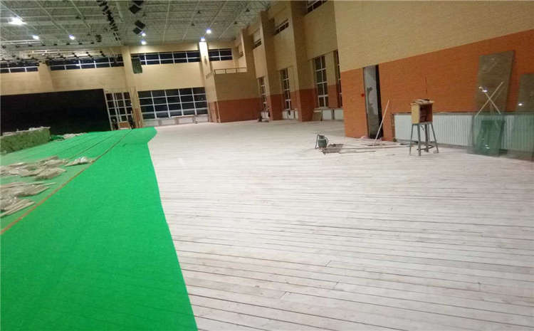 橡木籃球場木地板保養需要注意什么