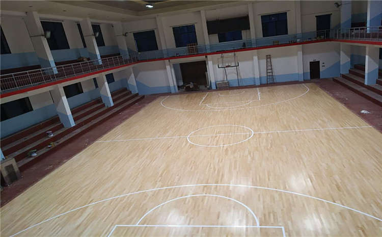 拼接板籃球場地木地板結構