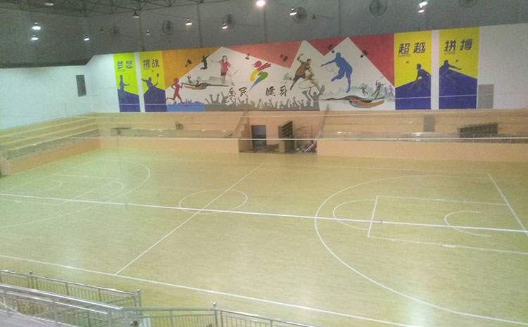 橡膠木運動木地板打磨翻新是什么