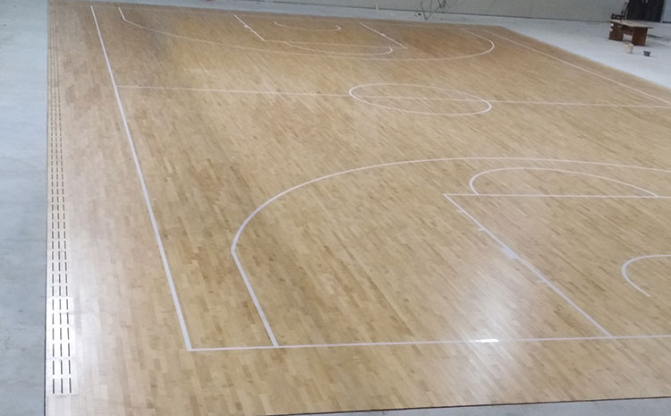橡膠木籃球木地板多久翻新一次