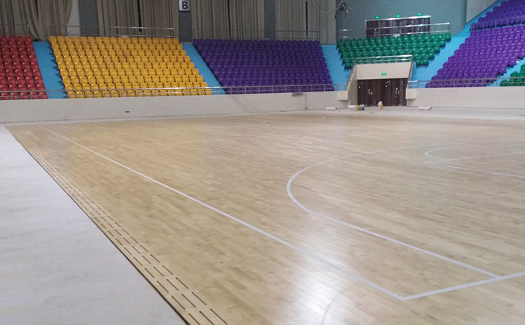 柞木體育場木地板翻新要點