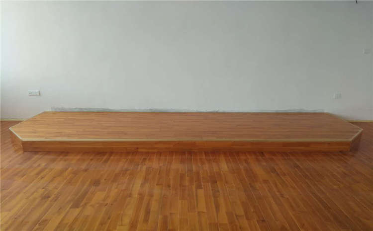 22厚舞臺木地板保養方案