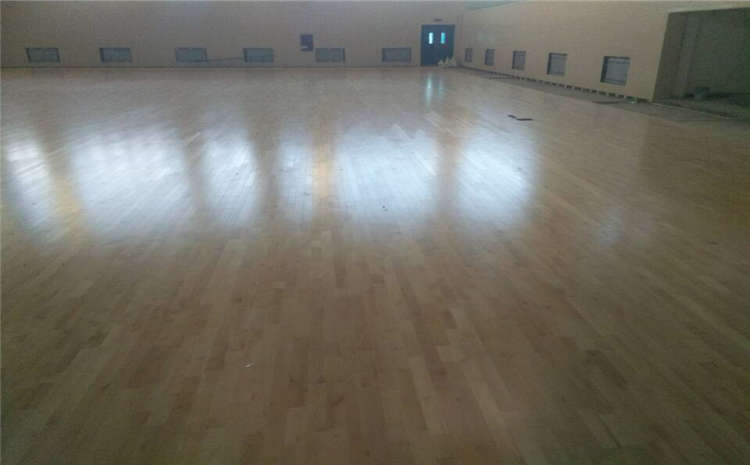 沈陽楓樺木體育場木地板怎么賣?