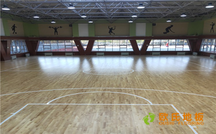 山西晉中王湖小學體育館木地板項目