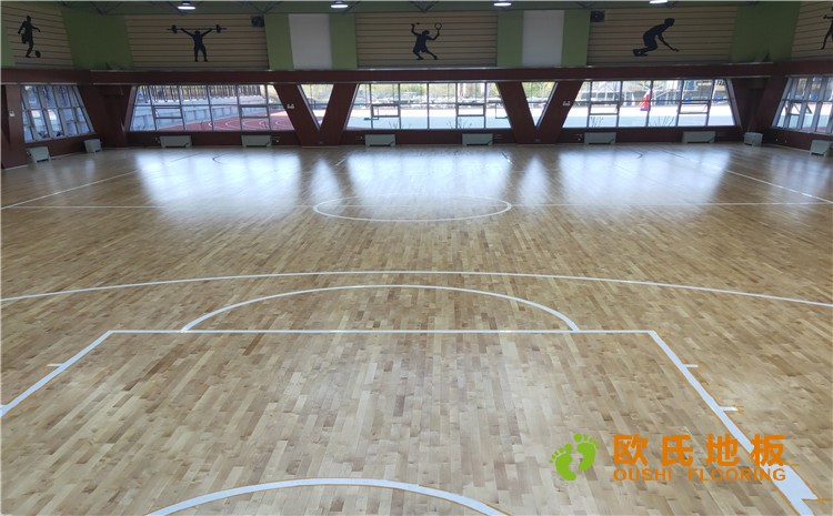 山西晉中王湖小學體育館木地板項目