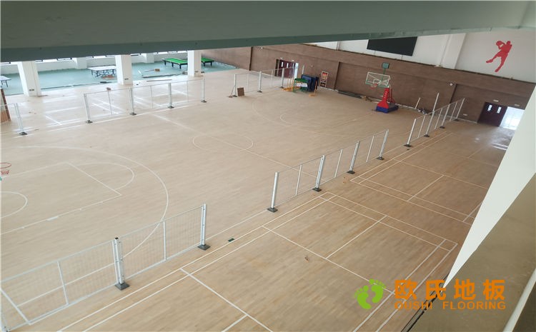 新疆昆玉市文化館板式龍骨木地板項目