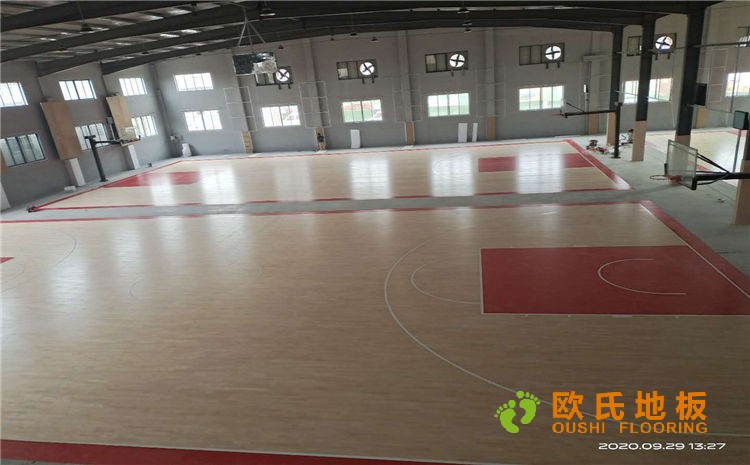 山東淄博市西域城籃球館雙層龍骨木地板項目