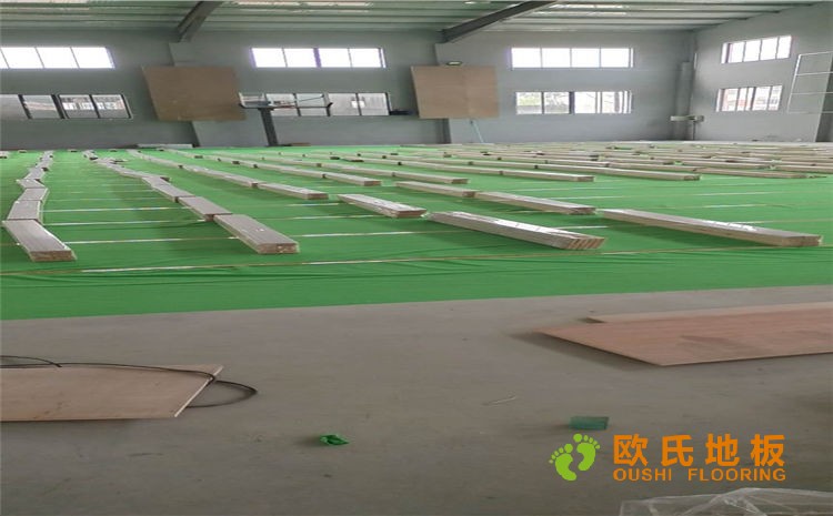 山東淄博市西域城籃球館雙層龍骨木地板項目