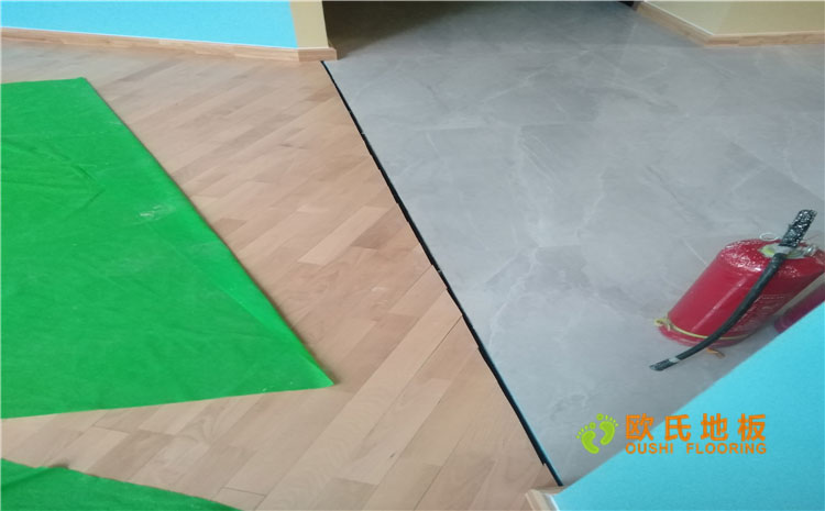 新疆烏魯木齊羽毛球館乒乓球館單龍骨木地板案例 新疆烏魯木齊羽毛球館乒乓球館單龍骨木地板案例